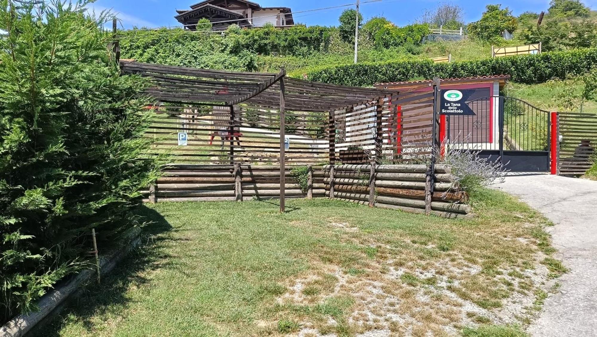 La Tana Dello Scoiattolo - Adults Only Murazzano (Cuneo) Exterior foto